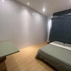 Hotel Meow & Cafe, Ciudad Ho Chi Minh (Saigón)