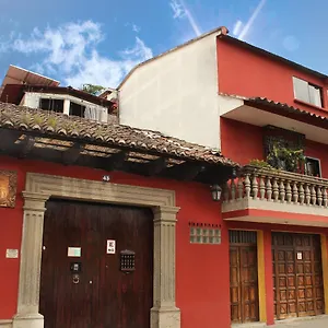 https://posada-dona-luisa.guatemalaantiguahotels.com